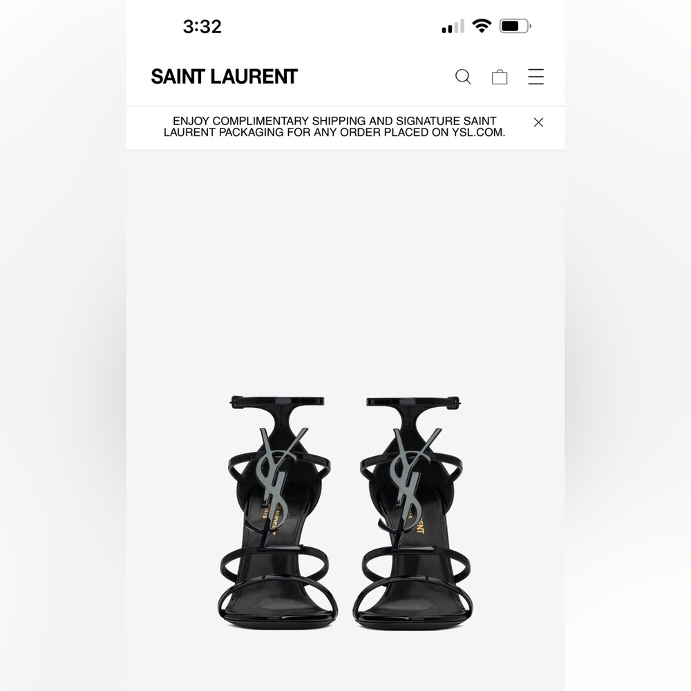 YSL Cassandra Heels in patent leather. Like brand new.